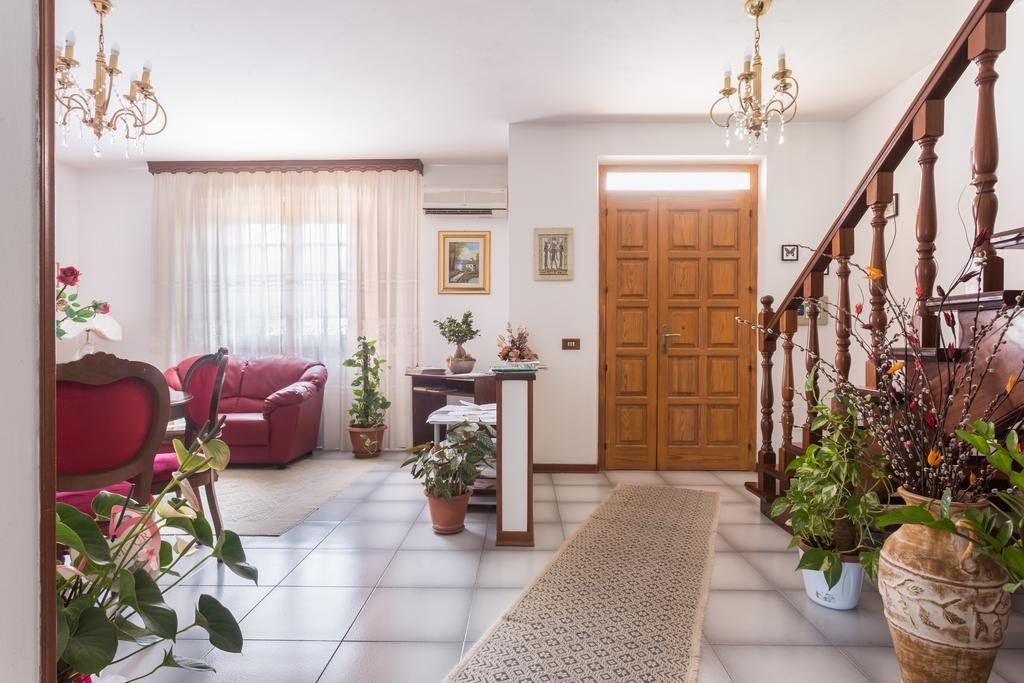 B&B Il Mirto Oristano Exterior foto